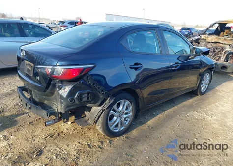 2017 Toyota Yaris Ia из США, поврежденный, VIN 3MYDLBYV9HY171286